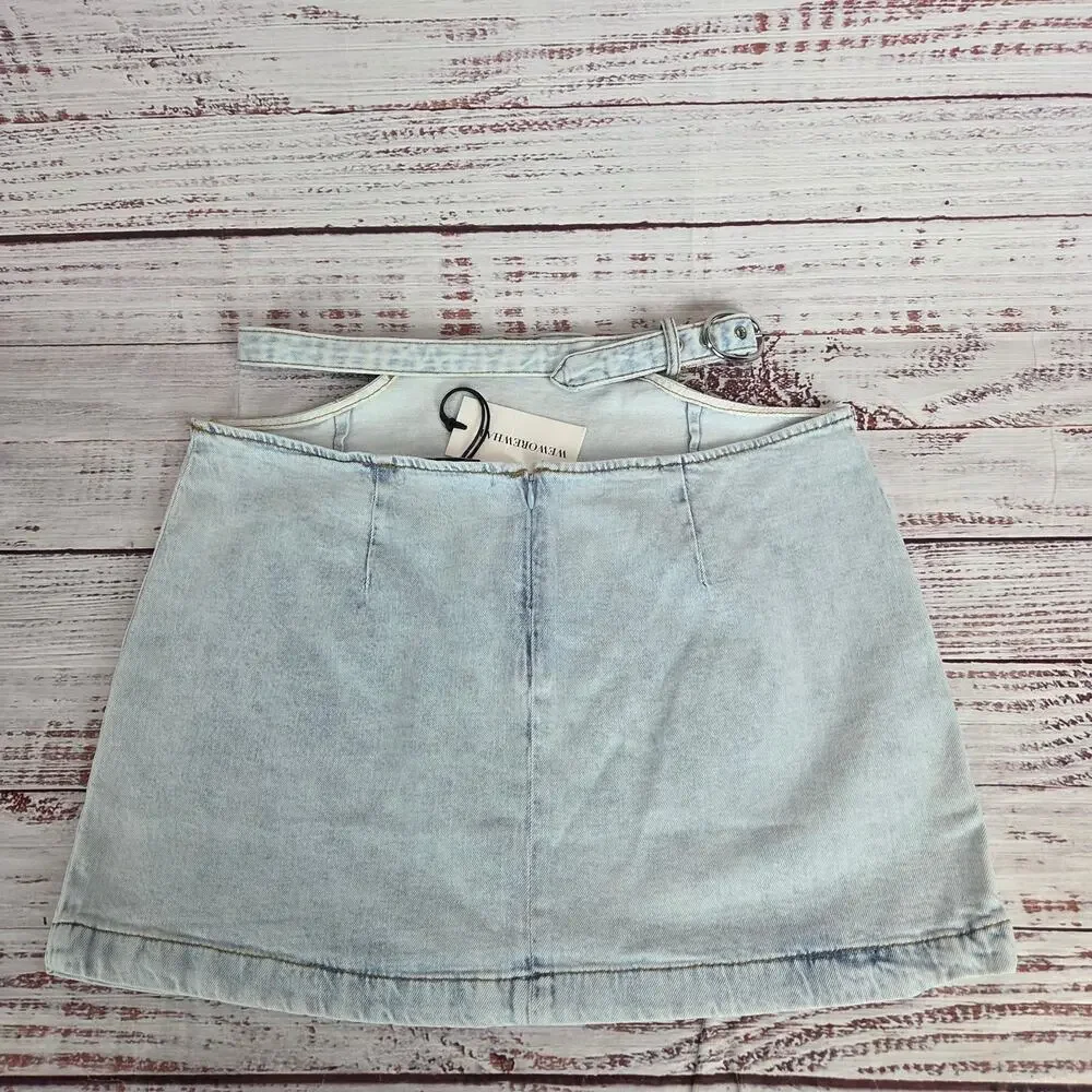 Weworewhat Indigo Cut Out Mini Skirt Size M Light Wash Denim Casual Beachy NWT
